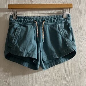 Athleta Girl All Play Farallon Blue Kids Shorts Sz M / 8-10